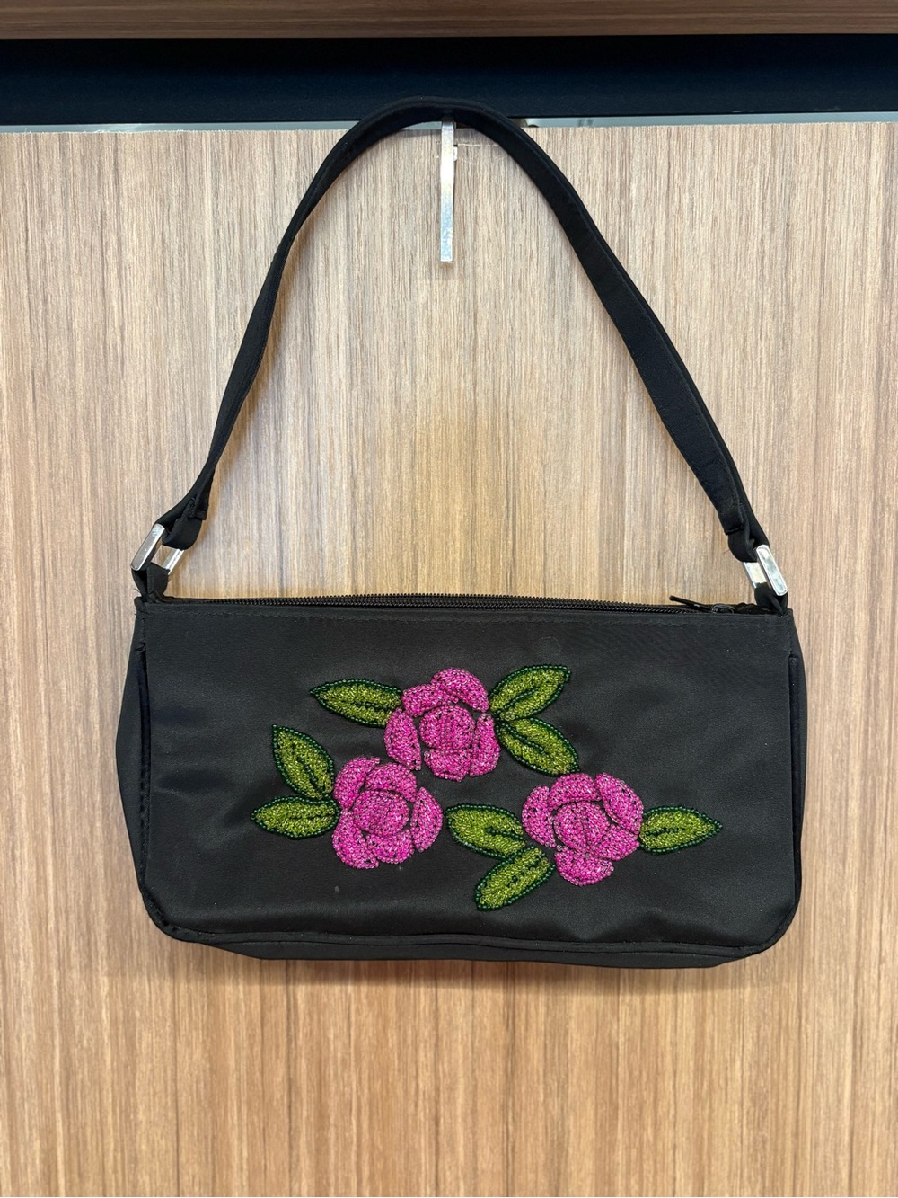 FAO Schwartz Barbie Glamour Collection Shoulder Bag and Matching Beaded Pouch - Picture 2 of 12